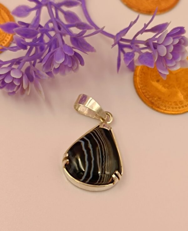 Sulemani Hakik Locket - Special Collection - Drop & Leaf Shaped in Silver